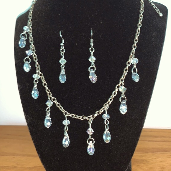 Gorgeous Austrian Crystal set necklace,earginsNWOT Liz Palacios inspired - Picture 7 of 17